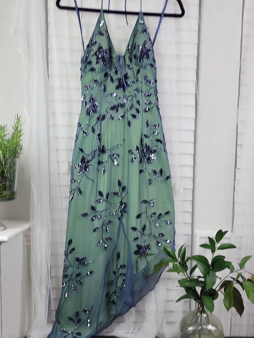 Vintage 2000s Cache Seafoam Green Embellished Evening Dress 100% silk. Size S
